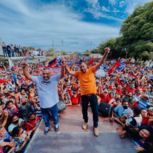 Zulia: Lossadeños abarrotaron las calles en multitudinaria caminata para apoyar reelección de Omar Prieto y victoria de Danilo Añez el próximo 21N