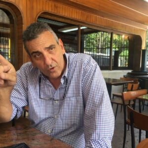 Enzo Scarano: Como aspirante a la gobernación con 12 organizaciones políticas, no le es suficiente para ganarle al Drácula de Carabobo