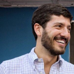 Caracas: Roberto Patiño, a pesar de su declinación advierte que fue un «error» no realizar primarias «más allá de Caracas»
