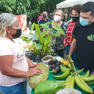 INTi entregó instrumentos de tierras a grupo de mujeres campesinas productoras de Papelón y Guanarito
