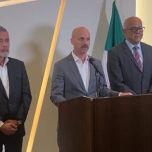 México: Plataforma Unitaria (MUD) y Gobierno de Maduro acordaron conformar «mecanismo de consulta» que acompañe a la negociación