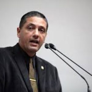 Diputado Ángel Torres: El colapso eléctrico responde a destrucción de las plantas termoeléctricas