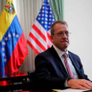 Embajador de Estados Unidos para Venezuela: El hecho que la oposición participe en las megaelecciones no significa reconocimiento a Maduro