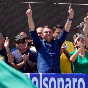 La columna de Oppenheimer: El presidente Bolsonaro está hundiendo a Brasil Por Andrés Oppenheimer