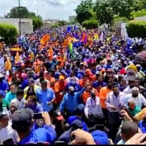Simpatizantes de la Plataforma Unitaria: Llenos de esperanza desbordaron las calles para respaldar a Rosales
