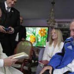 Mensajes anticapitalistas del Papa: Vaticano rechaza protesta en contra de la dictadura comunista cubana