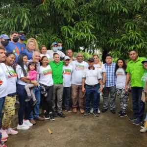 Pedro Pablo Fernández junto al equipo de Unión y Progreso en apoyo a Carlos Luis Pérez