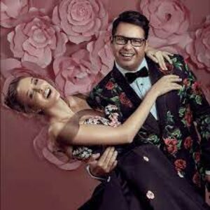 Diseñador Douglas Tapia confecciona trajes de candidatas a la edición 68 del Miss Venezuela