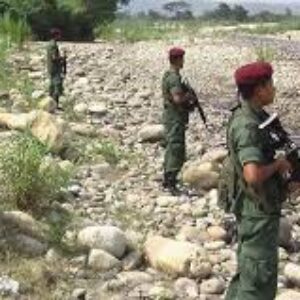 Colombia: Soldados en frontera con Venezuela evitarán que las FARC y ELN extorsionen a quienes crucen hacia ese país