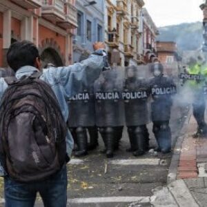 Se estremece el Ecuador: Siguen las protestas indígenas, pese al estado de excepción