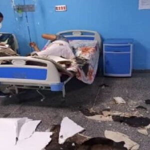 Hecho en Revolución: Se viene abajo techo de hospital en Guárico mientras atendían pacientes