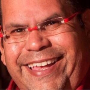 Sal y Pimienta: Conversaciones en un café Por Ronald Rodríguez Vargas