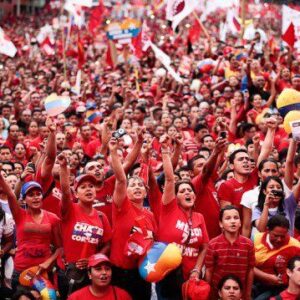 Chavismo mantiene el poder regional gracias a la abstención y una oposición sin unidad