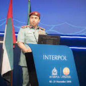 Interpol: Candidato a jefe genera controversia por acusaciones de violación de DD. HH.