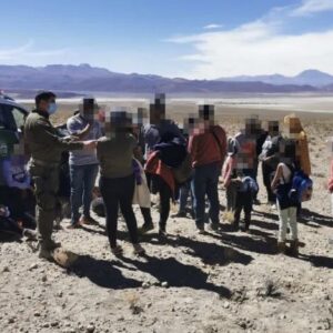 Migración: Rescatan en desierto de Chile a 41 migrantes venezolanos perdidos (Fotos) y los que faltan