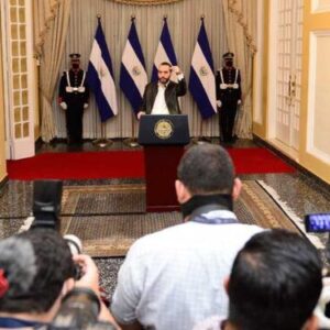 Centroamérica: Periodistas y líderes salvadoreños advertidos de espionaje “patrocinado por el Estado”