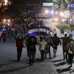 El Nuevo Herald de Miami; Vínculos con Maduro y el narcotráfico dominan elecciones de Honduras