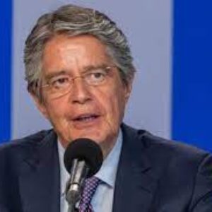 Ecuador prolonga 30 días estado de excepción por violencia a causa de narcotráfico