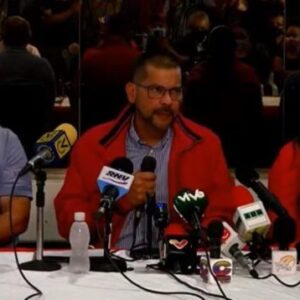 Gobernador saliente anuncia entregar despacho en menos de 15 días al gobernador electo Manuel Rosales