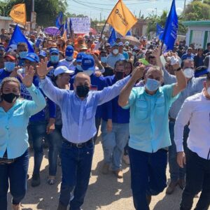 Zulia: Manuel Rosales “nadie puede detener la victoria con 45 mil testigos y la gente votando”