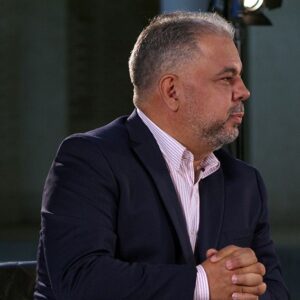 Opinión: Trascender la Consigna Por Juan F García