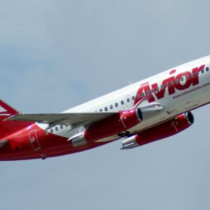 Línea Aérea Conviasa aclara que es de AVIOR el avión del vídeo donde se desbordan las cloacas