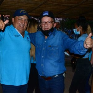 Alcalde del municipio Zamora del estado Barinas, Nelson García Mora se alinea con el ALACRÁN del régimen, Adolfo Superlano