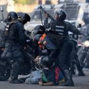 Familiares de víctimas de presuntas ejecuciones extrajudiciales demandan justicia en el Día Internacional de los Derechos Humanos