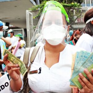 A pesar del repunto económico que dice Nicolás: Más del 70% de las enfermeras se van de Venezuela por la «pelazón»