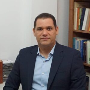 Anuncia Corpozulia designación del Dr. Ian Carlos Torres como Presidente del Centro de Arte de Maracaibo Lía Bermúdez