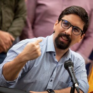 Asegura Freddy Guevara “Se mantendrá el Gobierno interino, pero con modificaciones”