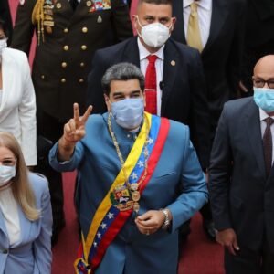 ¿Por qué Maduro guarda silencio ante muertes de alias el Paisa y Romaña?