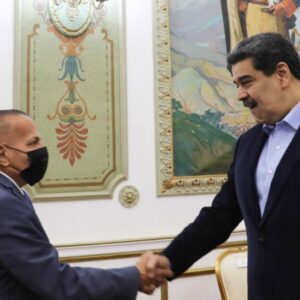 El gobernador zuliano Manuel Rosales obligado a jugar con la tesis de «Un solo gobierno»: Fallas eléctricas siguen presentes