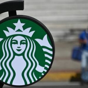 El rayón de fin de año: La historia detrás del falso Starbucks que es sensación en Venezuela