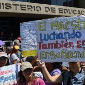 Lourdes Villareal: “En Venezuela los docentes nos estamos muriendo de hambre”