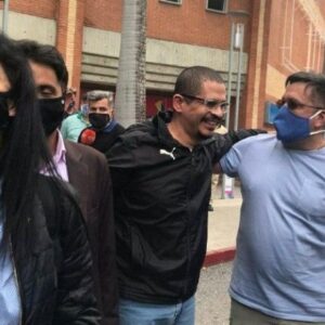 Entrevista de El Tiempo con Nicmer Evans, coordinador del movimiento que lidera la iniciativa en Venezuela: «Estoy convencido de que hay chavistas que quieren salir de Maduro» Vea vídeo