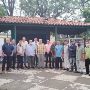 Constituyen grupo político Vuelvan Caras