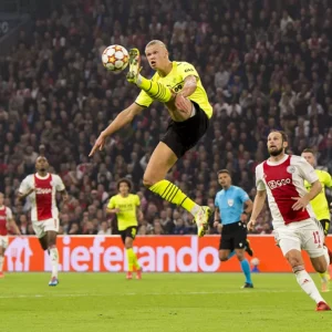 El Barça estrecha el cerco a Haaland