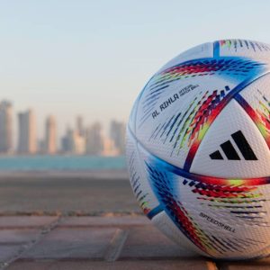 El balón del Mundial de Qatar 2022 es Al Rihla