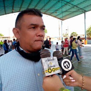 Polimaracaibo junto a la Comunidad Organizada de San Jacinto recuperan espacios deportivos.