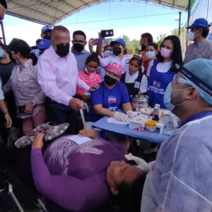 Manuel Rosales: «Desde La Cañada de Urdaneta y todos los municipios impulsamos el Zulia Productivo»