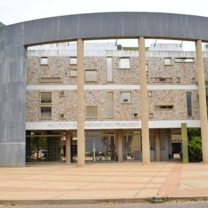 Gustavo Fernández promueve el rescate del Instituto Universitario de San Francisco