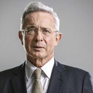 Buen ejemplo: Apoyo presidencial uribista será consultado a militancia Ver vídeo