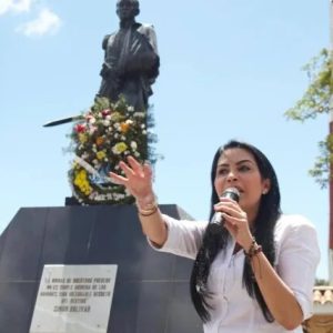 Dialogar con Maduro es bueno pero que venga una comisión de Estados Unidos es «mancharse las manos de sangre» ¿Qué oposición es esta?