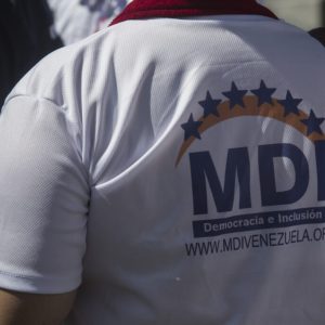 Adoradores de Chávez podrían participar en primarias opositoras de Venezuela