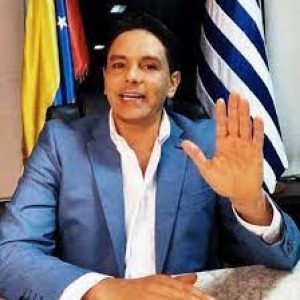Marchan contra alcalde de El Tigre: Manifestantes solicitaron suspender su programa radial e investigar columna escrita