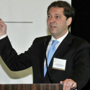 Economista José Manuel Puente: Ni Venezuela se arregló, ni el dólar cuesta cuatro bolívares