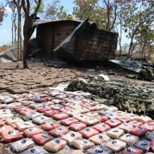 Apure: FANB incautó 1.200 kilos de cocaína y marihuana además de armas y pertrechos