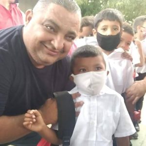 Alcalde Bolivariano Danilo Añez entrego morrales y útiles escolares en el municipio Jesús Enrique Lossada