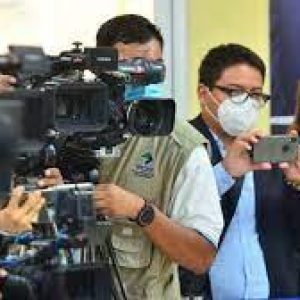 El Salvador: «criminalizan trabajo de los medios y de los periodistas»